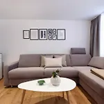 Maximilian Apartamento *