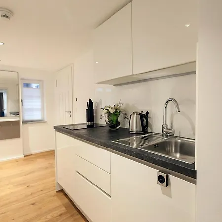 Maximilian Apartment